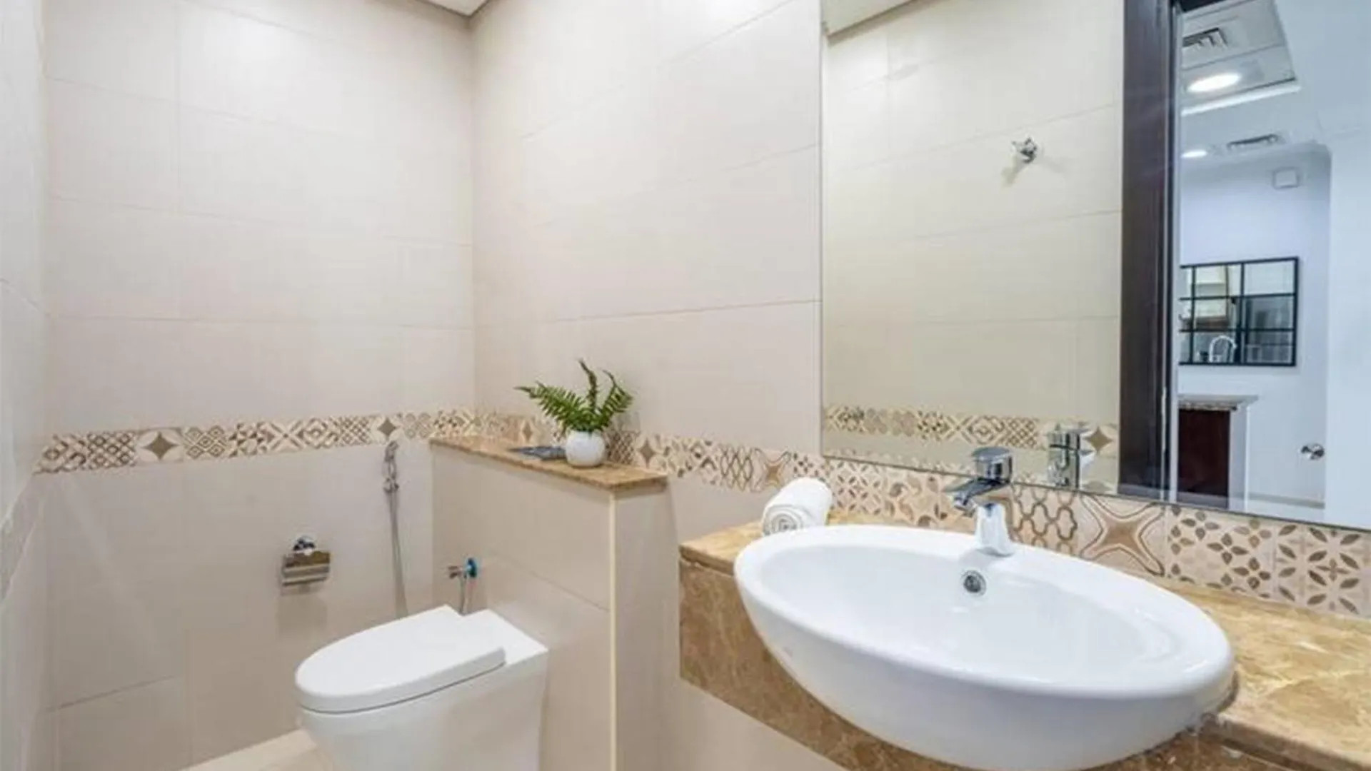 Beautiful 1Br Apt On High Floor With Partial Sea View Dubai 0*,  United Arab Emirates