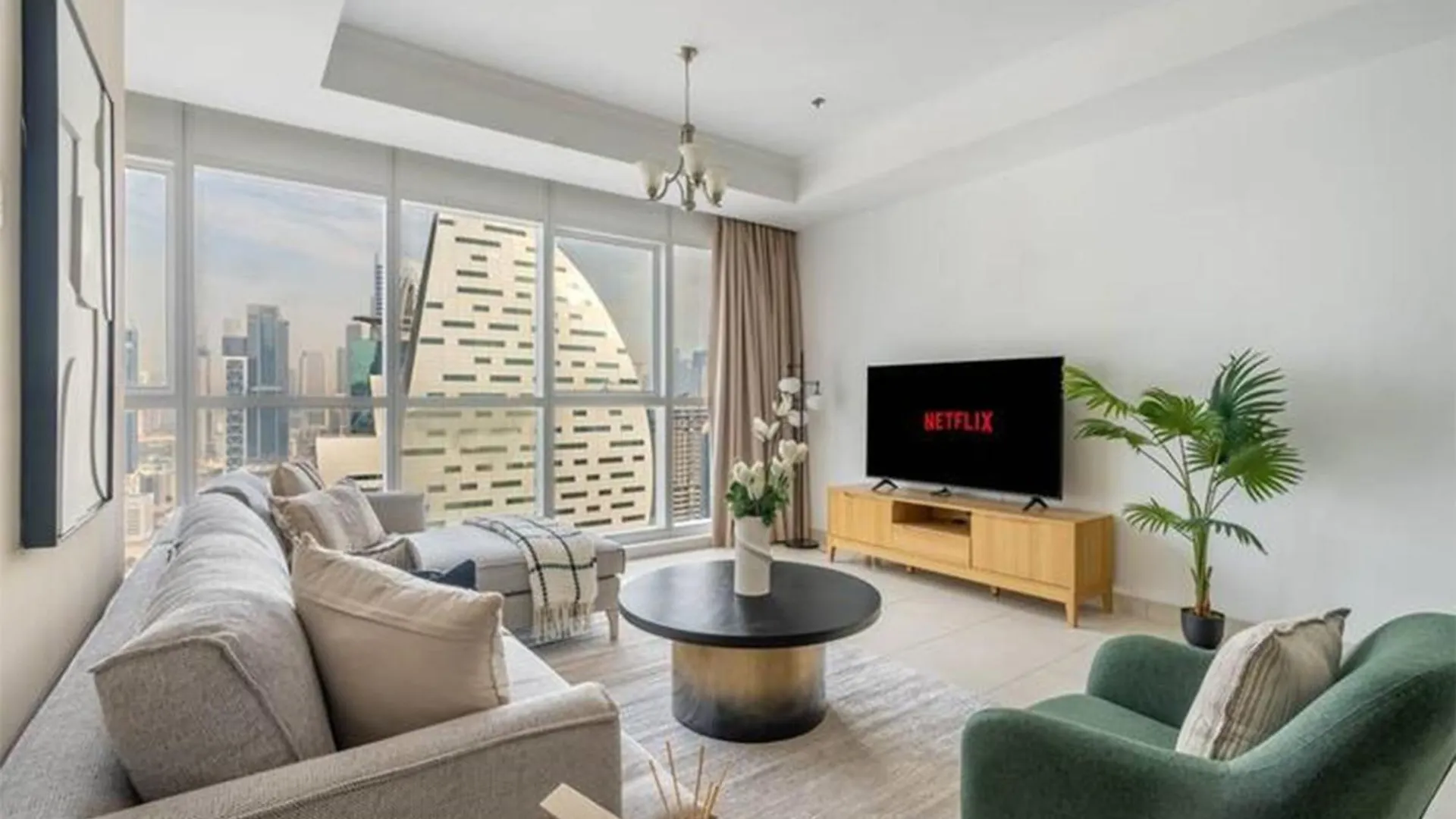 Beautiful 1Br Apt On High Floor With Partial Sea View Dubai