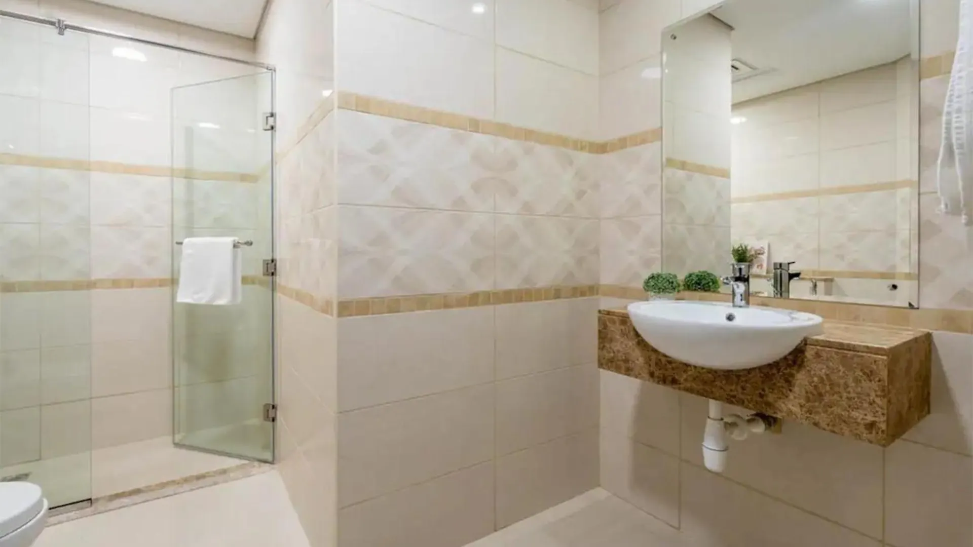 Beautiful 1Br Apt On High Floor With Partial Sea View Dubai United Arab Emirates